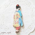 日本図柄 舞妓さん 後ろ姿 フランス 製 木製ボタン アトリエ ボヌール ドゥ ジュール 