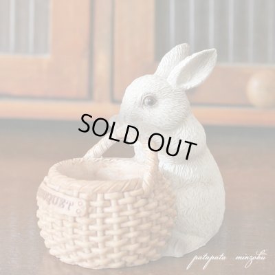 画像1: うさぎの小物入れ  アベル アニマル ラビット バスケット 置物 オブジェ 
