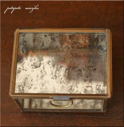 画像1: 真鍮 ガラス ジュエリーボックス M アンティークゴールド ガラスコレクション ケース 
