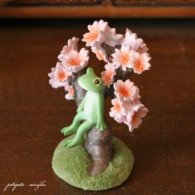 画像1: Copeau コポー 桜の盆栽とカエル 置物 ダイカイ オブジェ カエル 桜 サクラ さくら