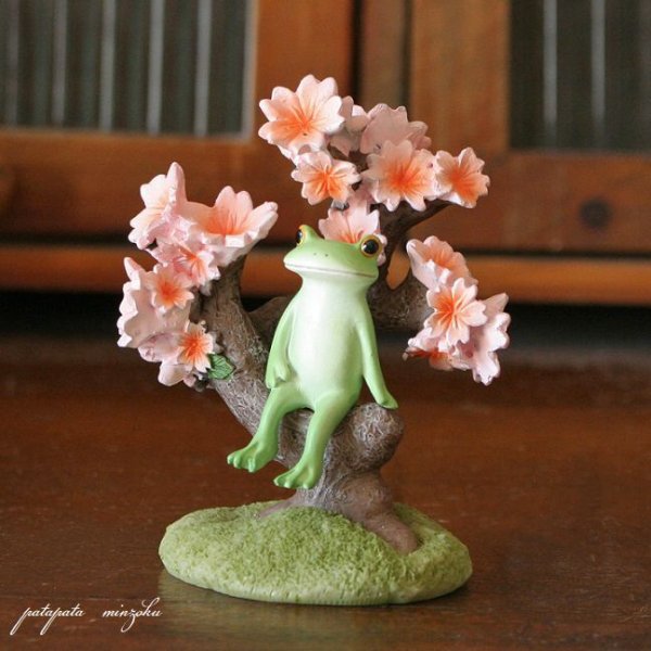画像1: Copeau コポー 桜の盆栽とカエル 置物 ダイカイ オブジェ カエル 桜 サクラ さくら (1)