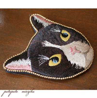 画像1: ハチワレ 猫 刺繍 ミラー 手鏡 キャット ねこ