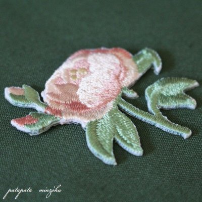 画像1: オールド ローズ 刺繍 アイロン ワッペン 植物 バラ 薔薇 アップリケ