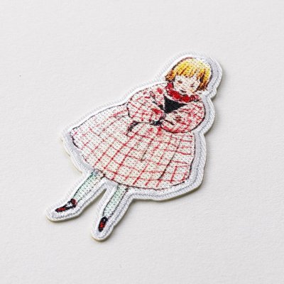 画像2: くらはしれい Kurahashi Rei  絵本 こねこのトト ワッペン トトを抱く女の子 シール ＆ アイロン ワッペン アップリケ ステッカー 黒猫 子猫